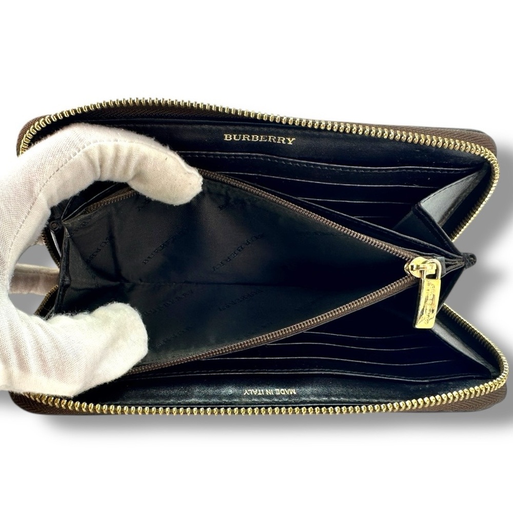 Burberry Haymarket Check Large Ziggy Zip Around Wallet - Picture 12 of 16